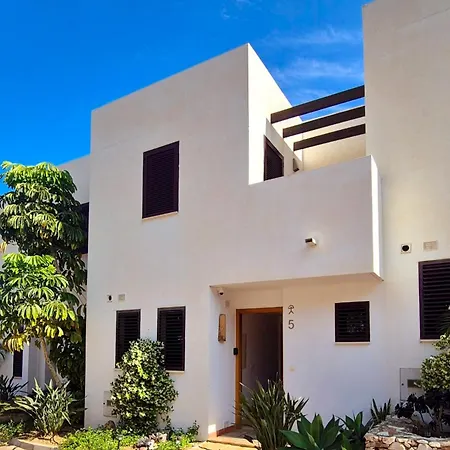 Casa Macenashome